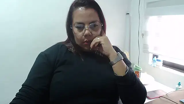 Rebecagiraut's cam snapshot