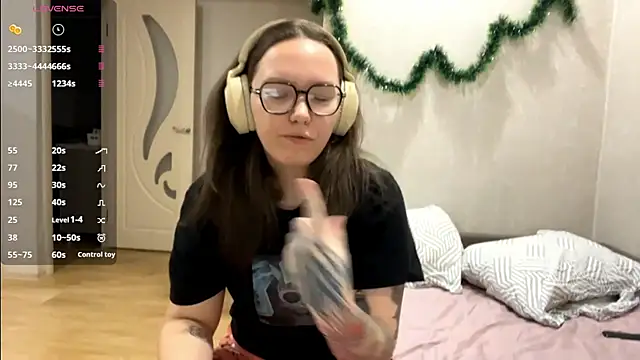 KerriMcbreen's cam snapshot