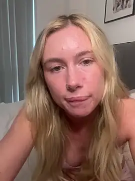 SexySaraxxoo live sex cam