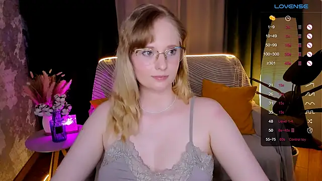 Aemilia_ live sex cam