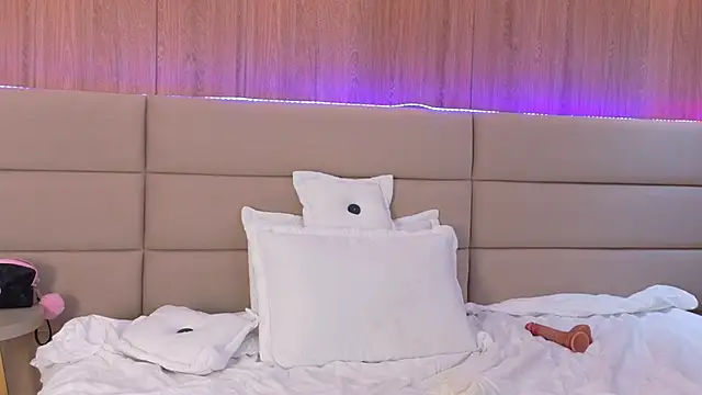 zarah_queen's cam snapshot