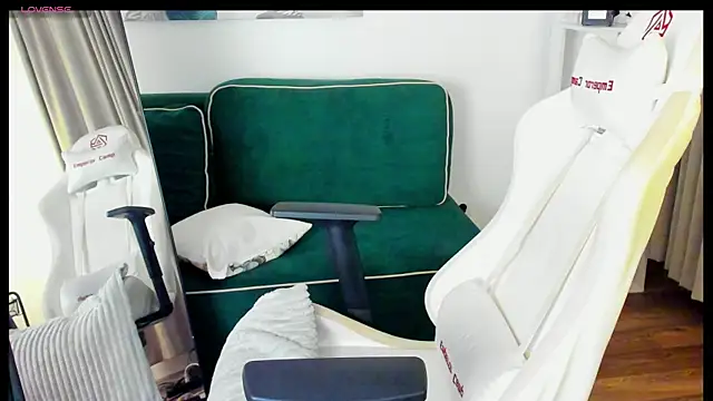 Selena_Rase live sex cam