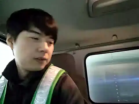 whitebriefboy live sex cam