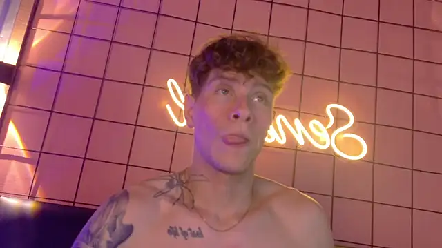 french_sexx's cam snapshot