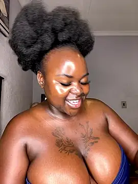 Honeycoco0211 live sex cam