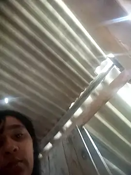 srtsara's cam snapshot