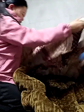 yoowwmr's cam snapshot