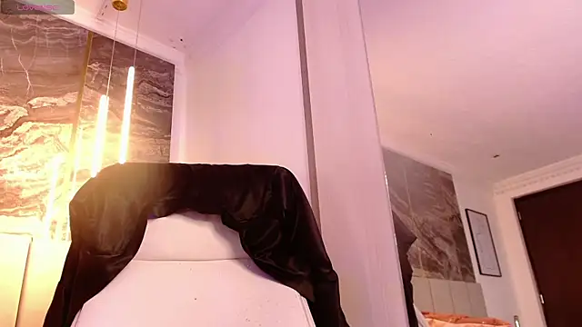 Lunea_kane's cam snapshot