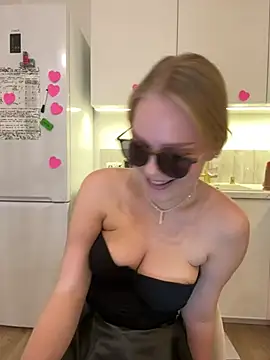 Little_Forest_ELF live sex cam