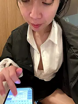 yourkeer live sex cam