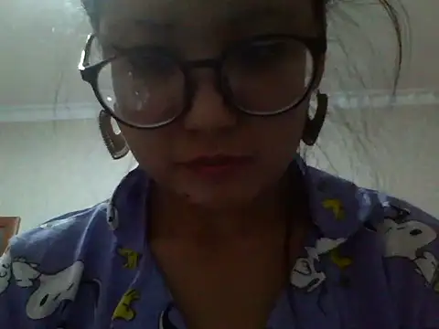 HeyAnnakiss's cam snapshot