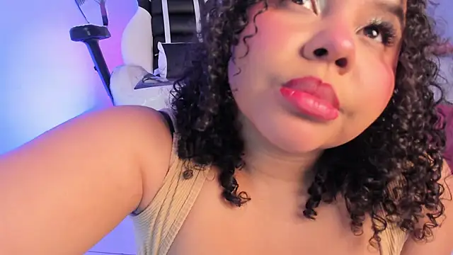 Brittany_cute18 live sex cam