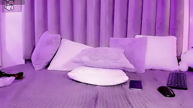 ClaudiaSophia live sex cam