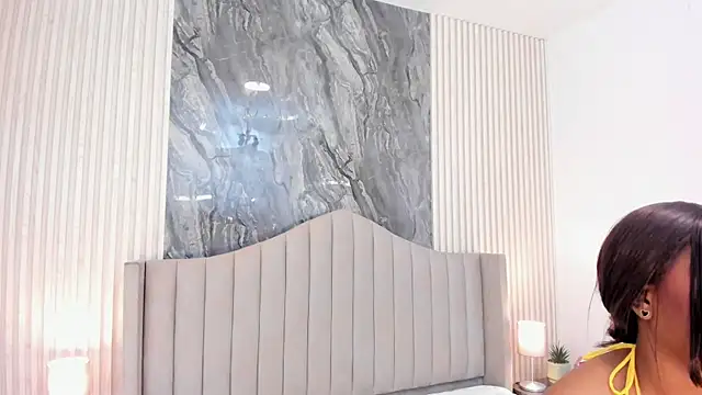 Arianaa_Cooper_'s cam snapshot