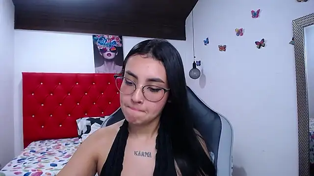 kathe-mills235 live sex cam