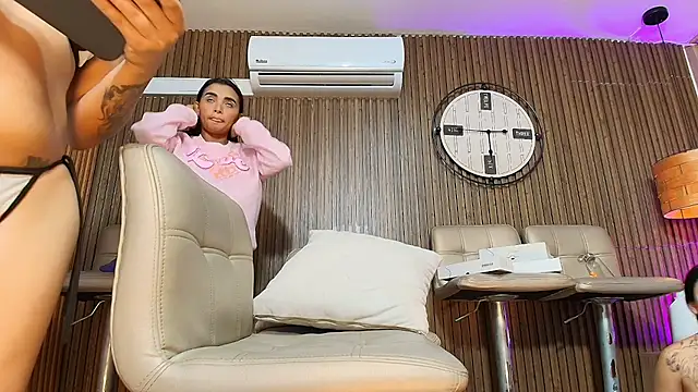 Baby9hot live sex cam