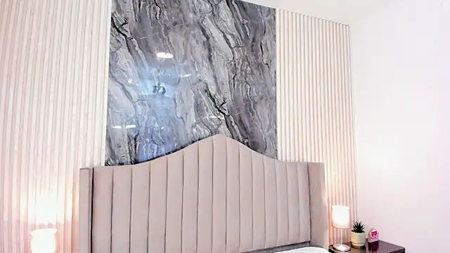 Arianaa_Cooper_'s cam snapshot