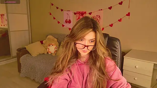 BellaSink live sex cam