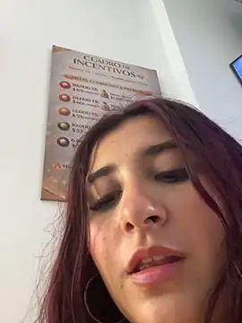 Nahomy_Harperr live sex cam