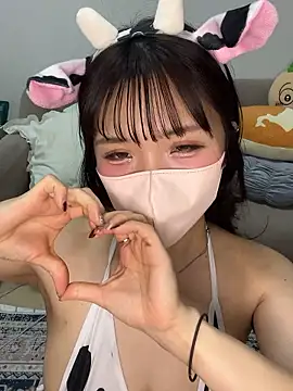 momodayo2525's cam snapshot