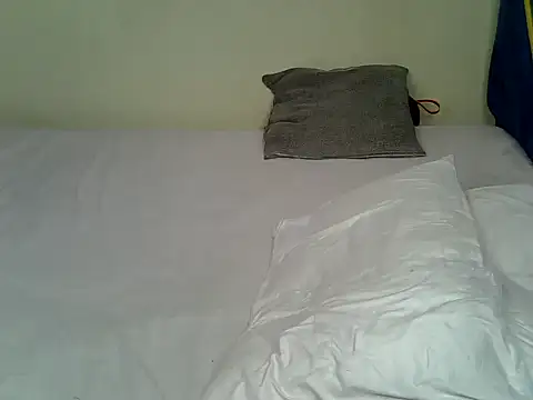 Lovelyheers's cam snapshot