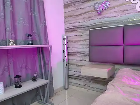 Little_Mayy's cam snapshot