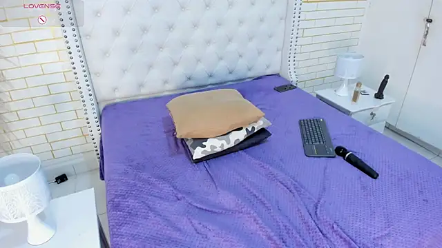 kylie_wilsson's cam snapshot