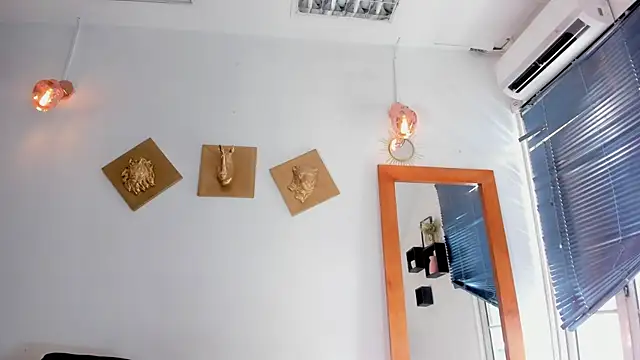 Aleexiiaa live sex cam