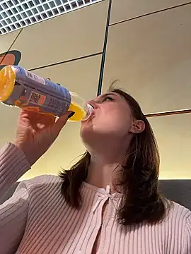 Dina_Tease live sex cam