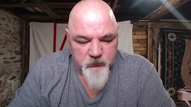 Newfiesausage1972 live sex cam