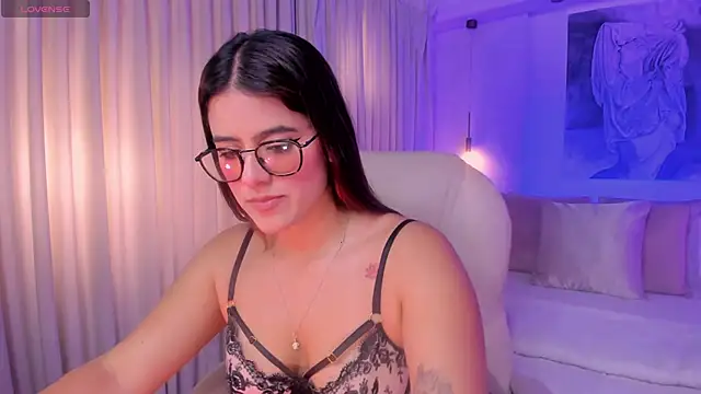 nathalie_rivers's cam snapshot