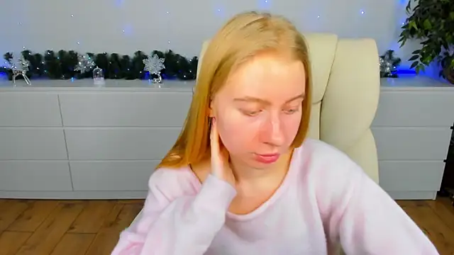 Alina_Blonde's cam snapshot