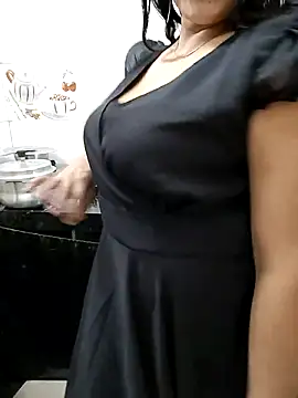 kaamuk_shweta live sex cam