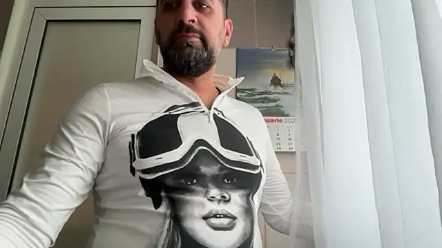 TARKAN1 live sex cam