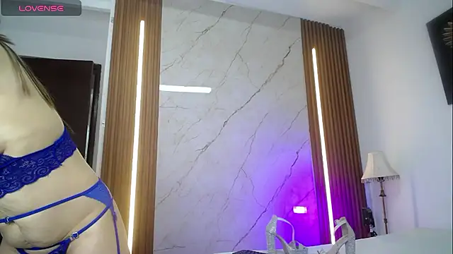 chloe__Jones_ live sex cam