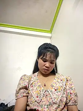 Ngoc-bbi live sex cam