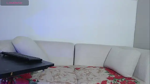 baby_bonny_'s cam snapshot