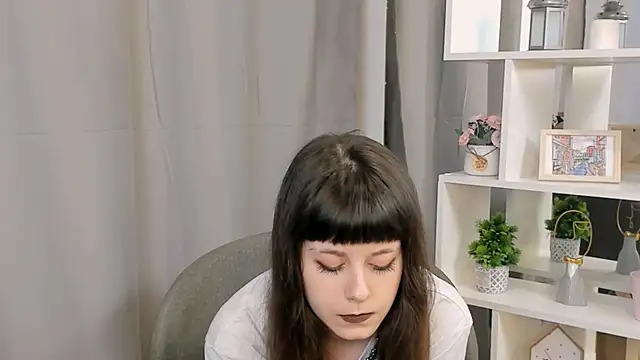 BellaLewter's cam snapshot