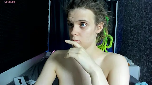 KIKI_Krash live sex cam