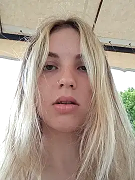 Elnonoykeila77 live sex cam