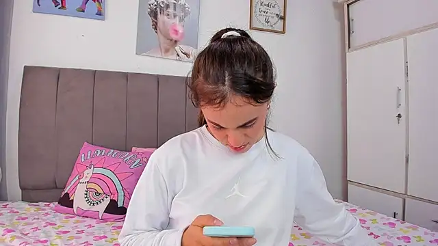 naughtyloverss live sex cam