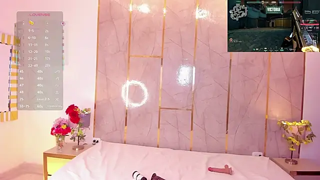 TylerBloom live sex cam