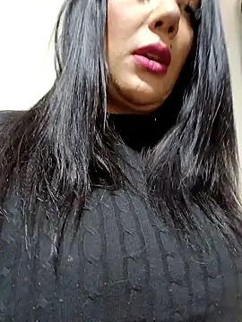 roousehoney's cam snapshot