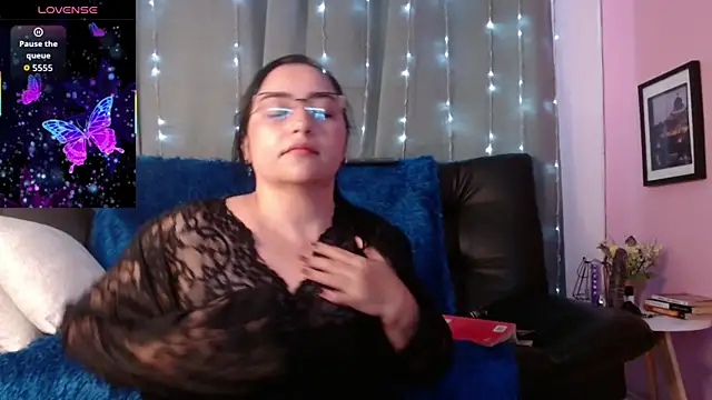 AGATHA_05's cam snapshot