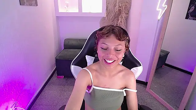 melodyy_as's cam snapshot