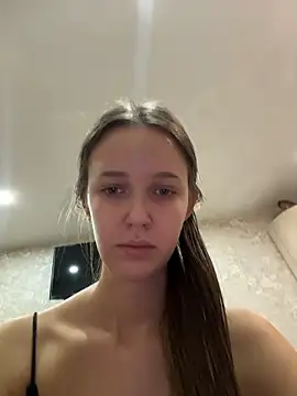 ElliRose live sex cam