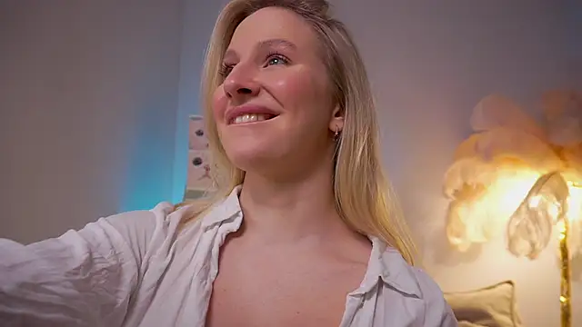 AnnLevine live sex cam