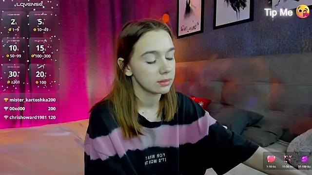 Lesi_Moonie01 live sex cam