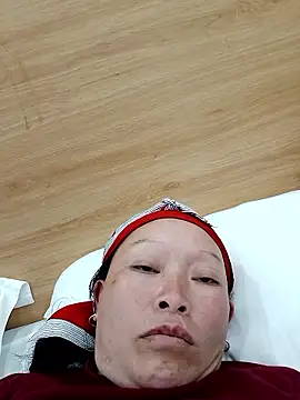 girl-hot2x's cam snapshot