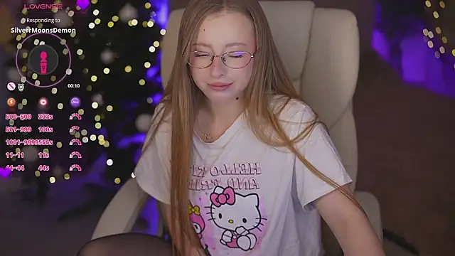 SilverrMoon live sex cam